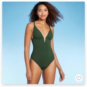Women's Ribbed Plunge Front V-Wire One Piece Swimsuit Shade & Shore Dark Green S